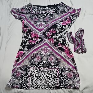 White House Black Market Black and White Floral Dress